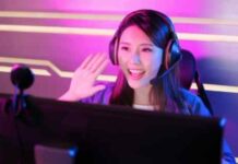 Top Female Twitch Streamers